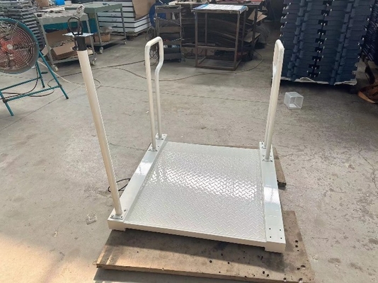 Przenośny szpital dedykowany do wózka inwalidzkiego Elektroniczna platforma Waga 300kg 500kg