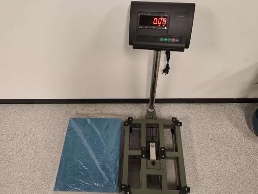 300 x 400 mm Elektroniczna platforma ławkowa Skala Ostrzeżenie przed przeciążeniem ze stali węglowej Pojemność 100 kg
